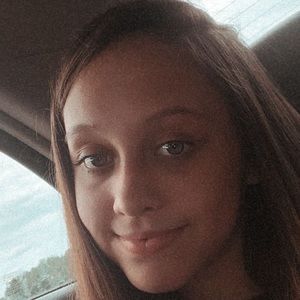 Meet your Posher, Kaleigh